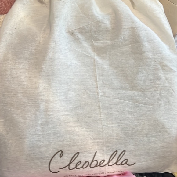 ❌SOLD❌ NWT Cleobella Woven Hobo Bag - Picture 2 of 3
